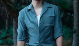 圈内爆料杨洋腹肌,健身成果惊艳众人