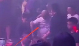 酒吧吃瓜事件网红是谁,揭秘网红背后的真相