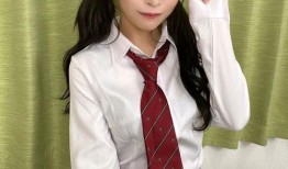 佐佐波绫在线观看,网络迷踪，揭秘虚拟偶像的崛起之路